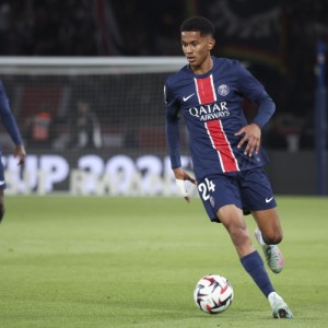 天天盈球网页版-巴黎官方公布伤情：马尤卢在继续恢复进程